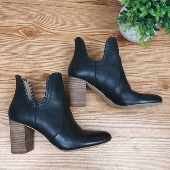 Lucky Brand Women's Sivya Leather Block Heel Fashion Ankle Boots Shoes size 6.5M - Picture 2 of 11